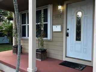 1007 Avon Road, West Palm Beach, FL 33401 Photo