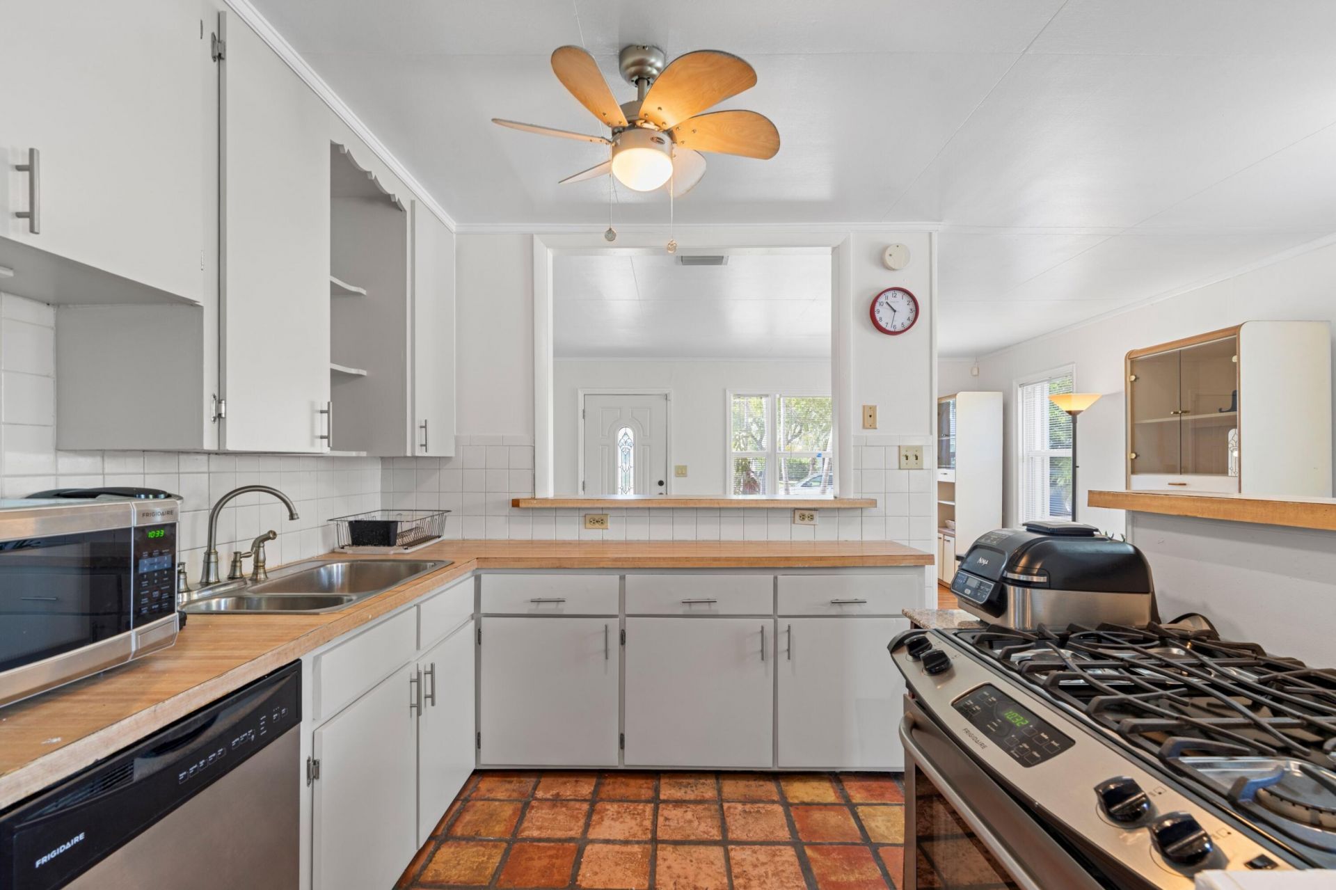 1007 Avon Road, West Palm Beach, FL 33401 Photo