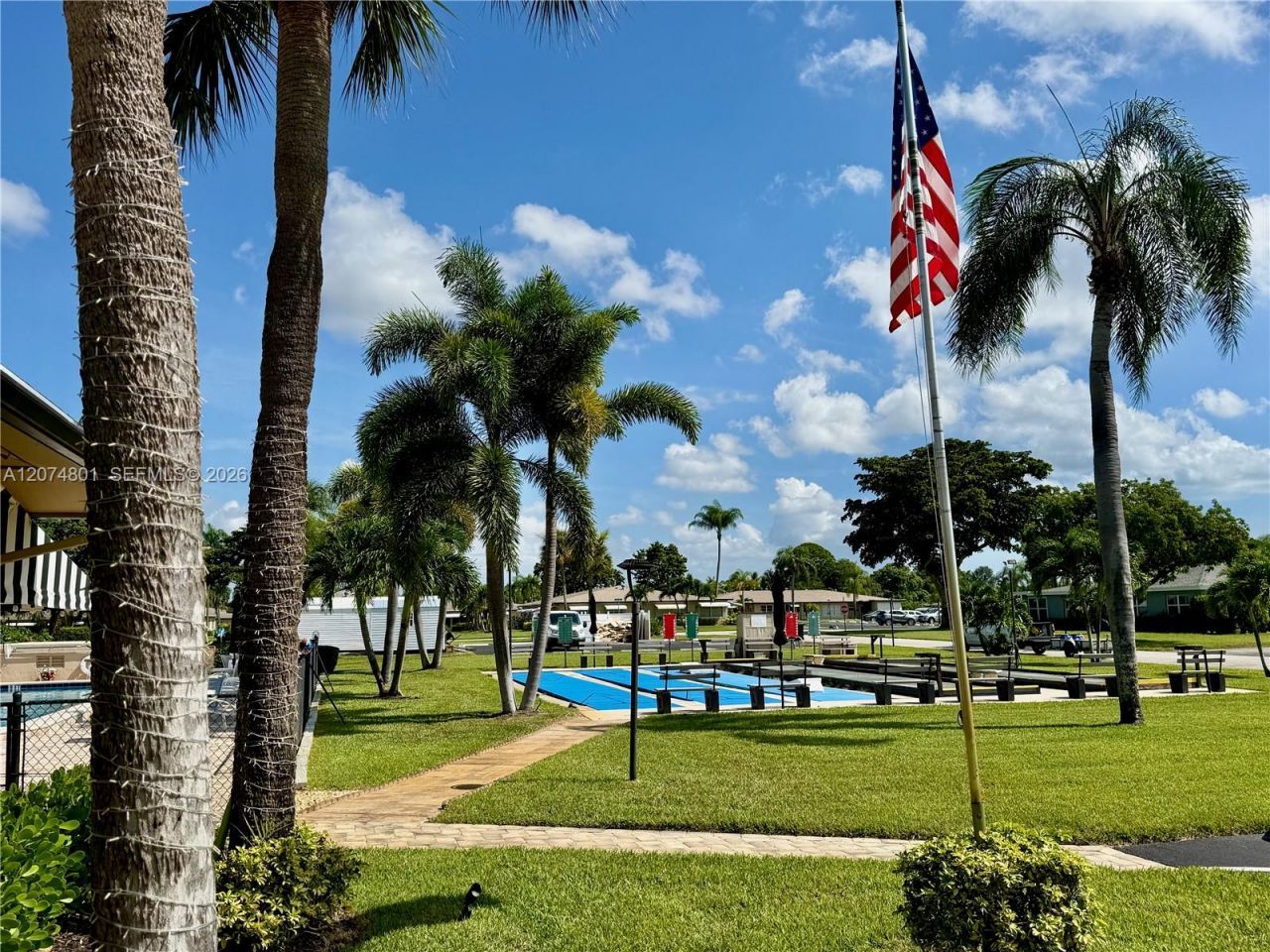 867 North Dr, Unit B, Delray Beach, FL 33445 Photo