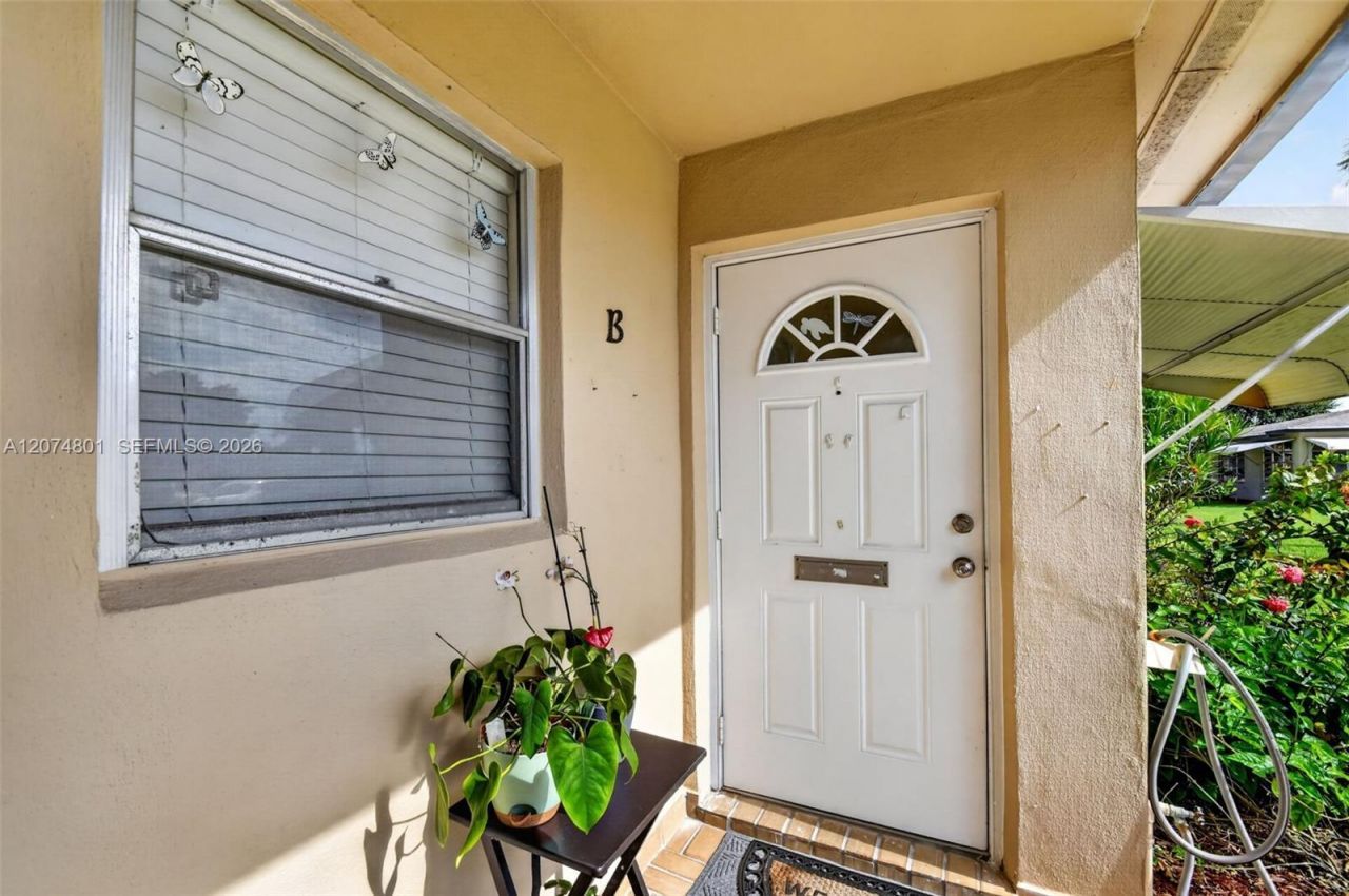 867 North Dr, Unit B, Delray Beach, FL 33445 Photo