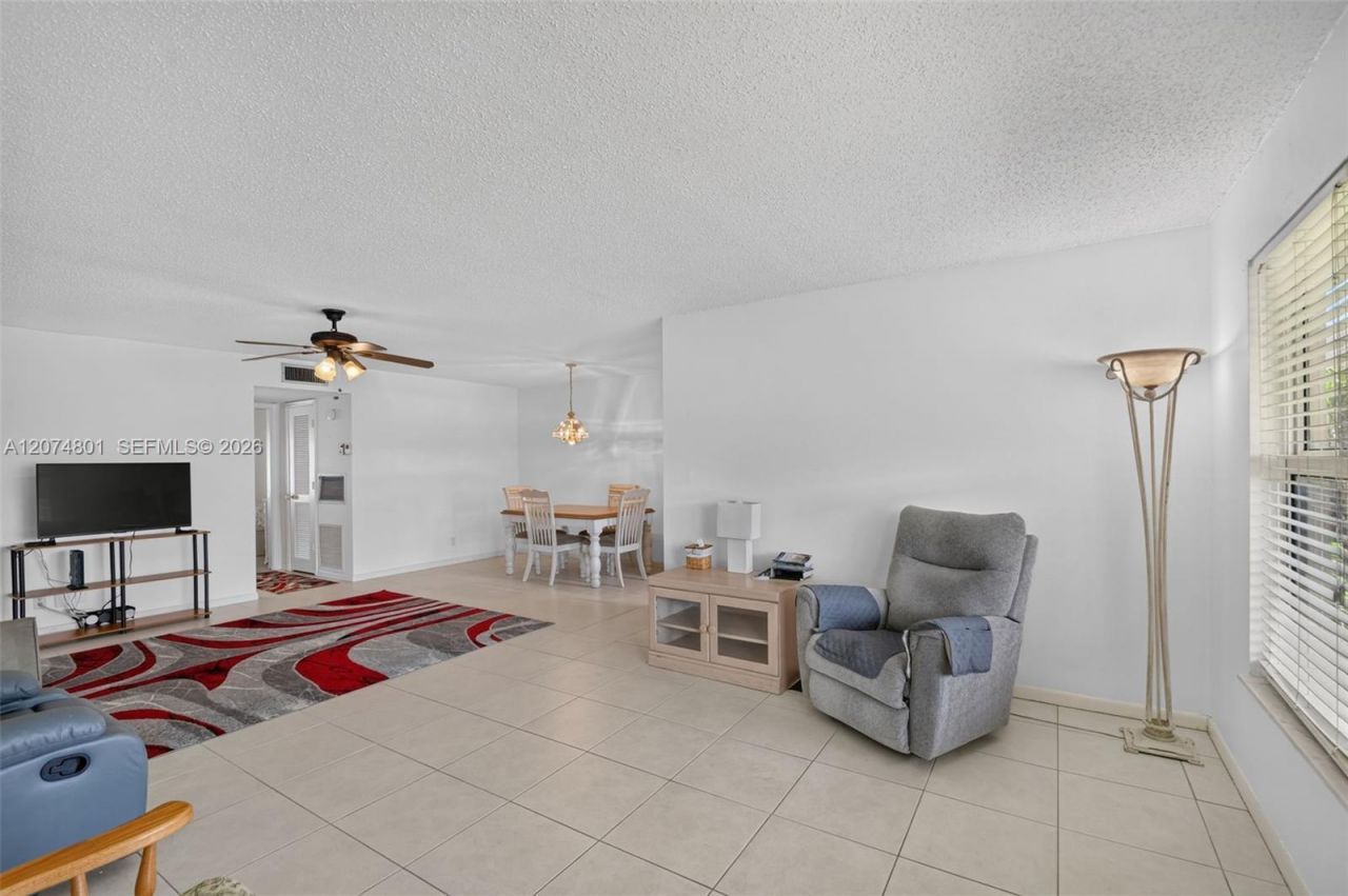 867 North Dr, Unit B, Delray Beach, FL 33445 Photo
