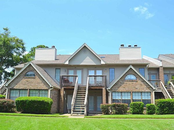 7150 Plantation Dr, Unit 223, Pensacola, FL 32504