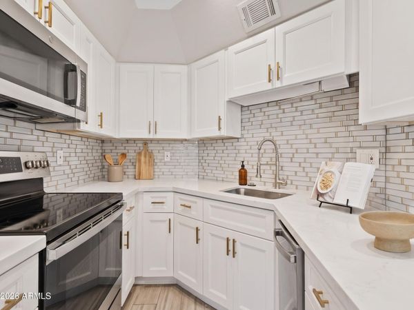 4328 N 36TH Street, Unit 9, Phoenix, AZ 85018