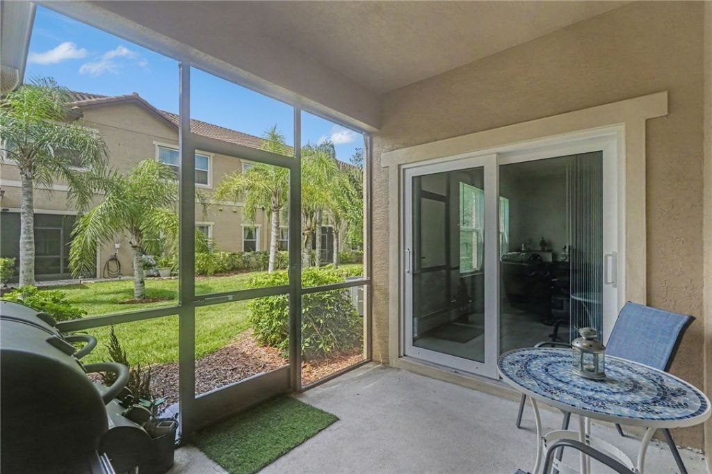 2805 65th Drive, Unit 102, Vero Beach, FL 32966 Photo