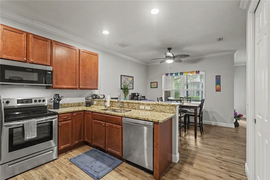 2805 65th Drive, Unit 102, Vero Beach, FL 32966 Photo
