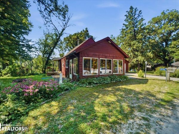 32582 232Nd Street, Eldora, IA 50627