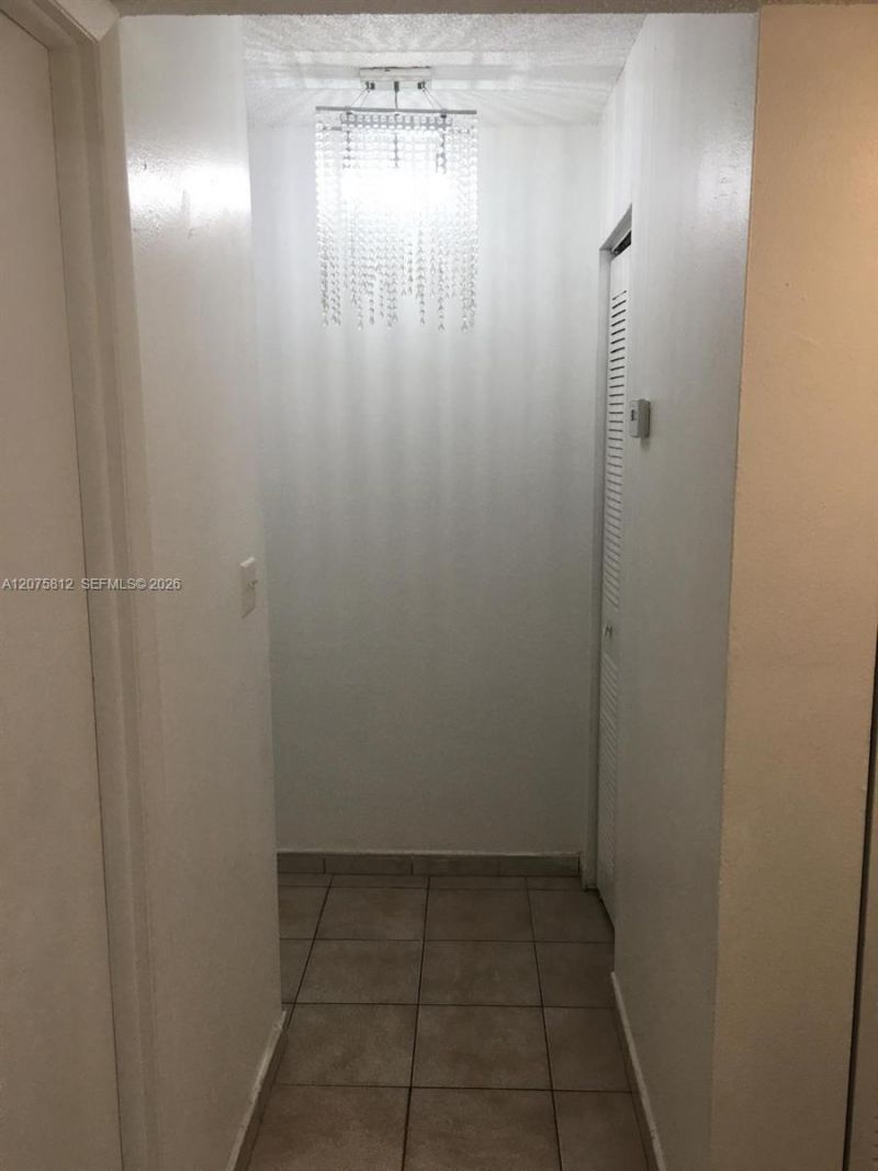 669 W 80th St, Hialeah, FL 33014 Photo