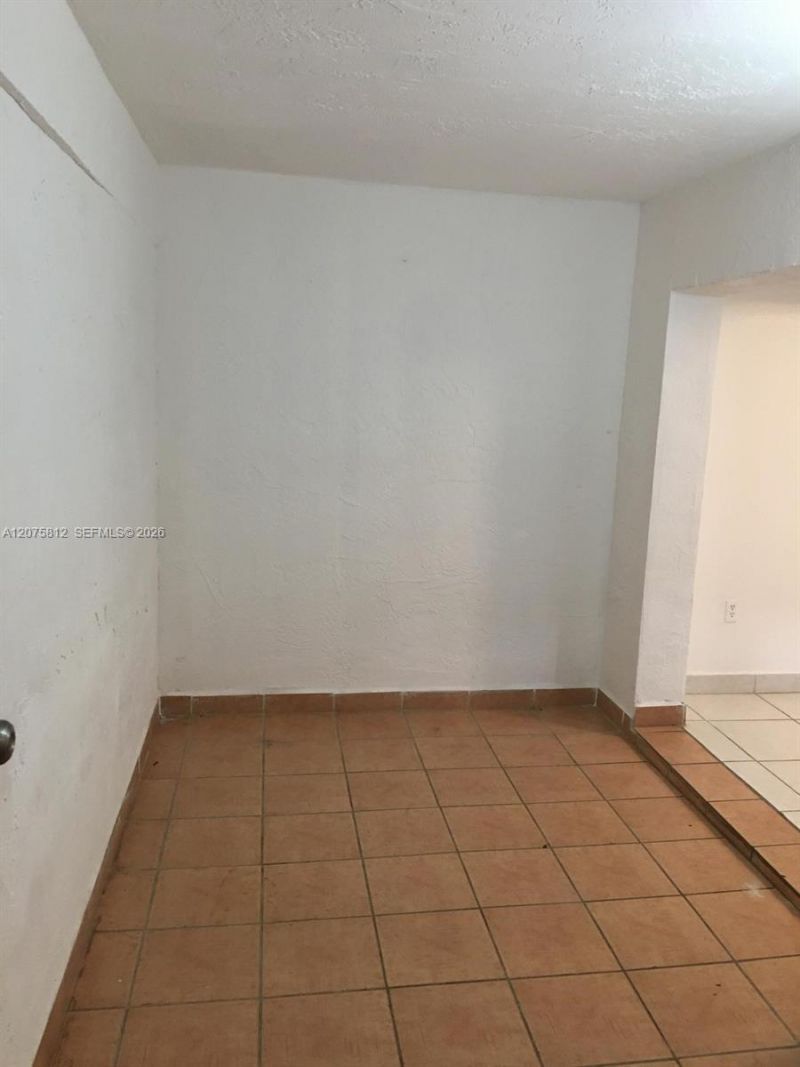 669 W 80th St, Hialeah, FL 33014 Photo