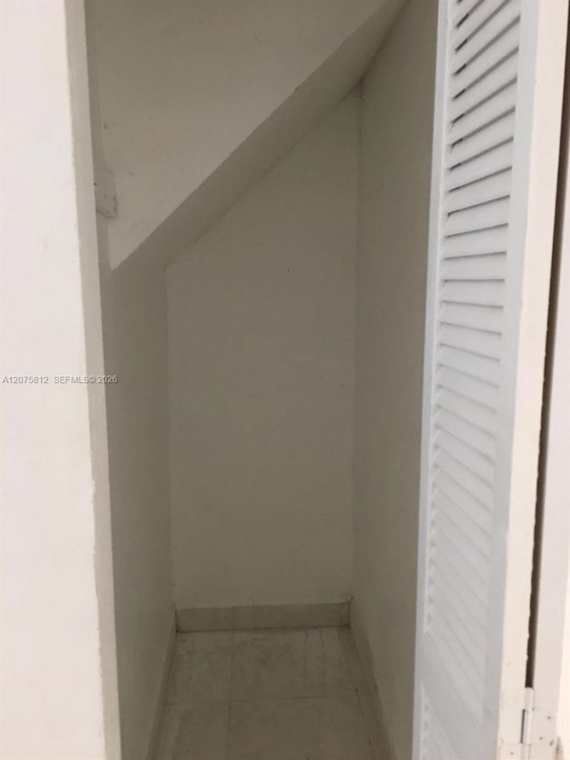 669 W 80th St, Hialeah, FL 33014 Photo