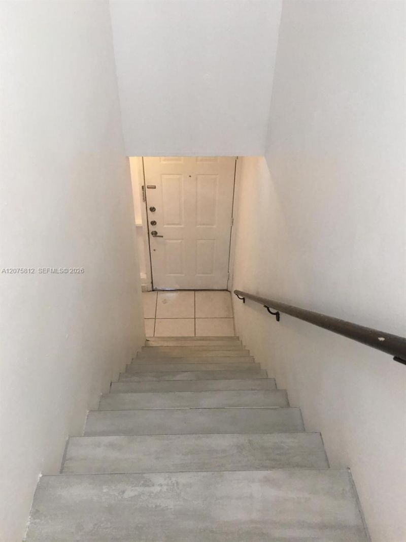 669 W 80th St, Hialeah, FL 33014 Photo