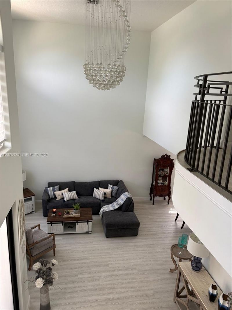 12071 SW 1st St , Miami, FL 33184 Photo