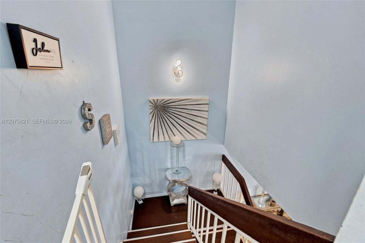 958 Mockingbird Ln , Unit 513, Plantation, FL 33324 Photo