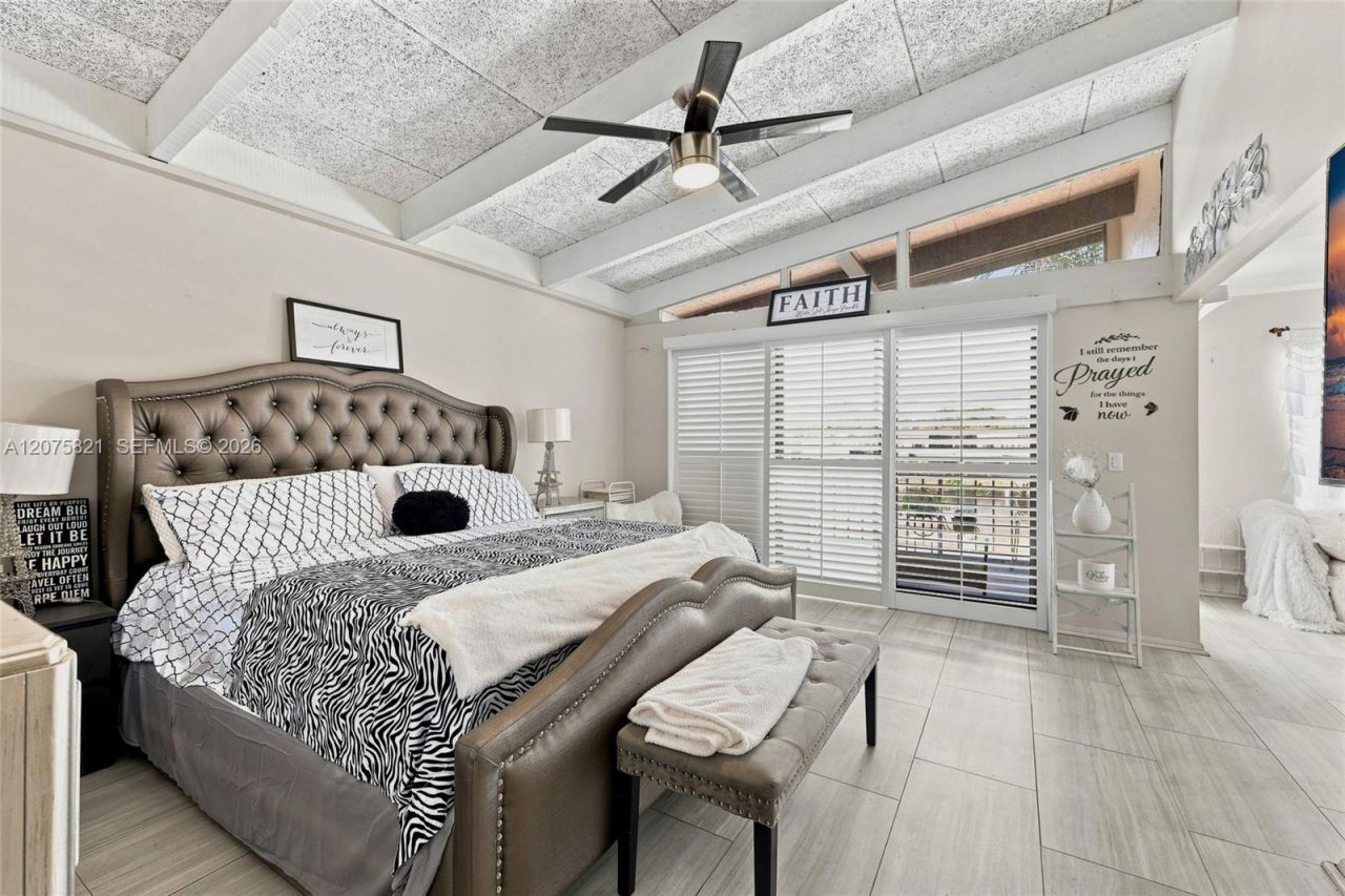 958 Mockingbird Ln , Unit 513, Plantation, FL 33324 Photo