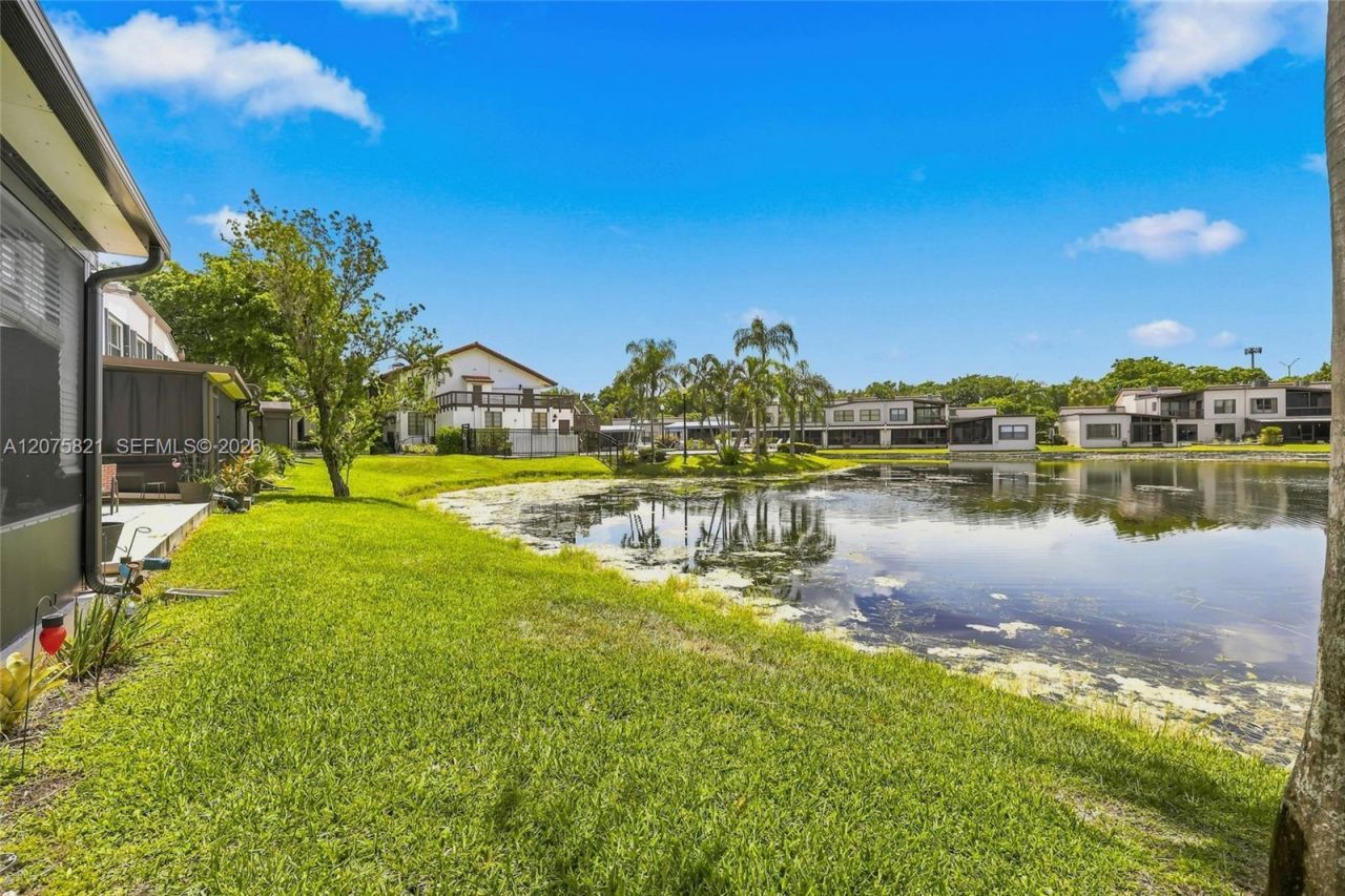 958 Mockingbird Ln , Unit 513, Plantation, FL 33324 Photo