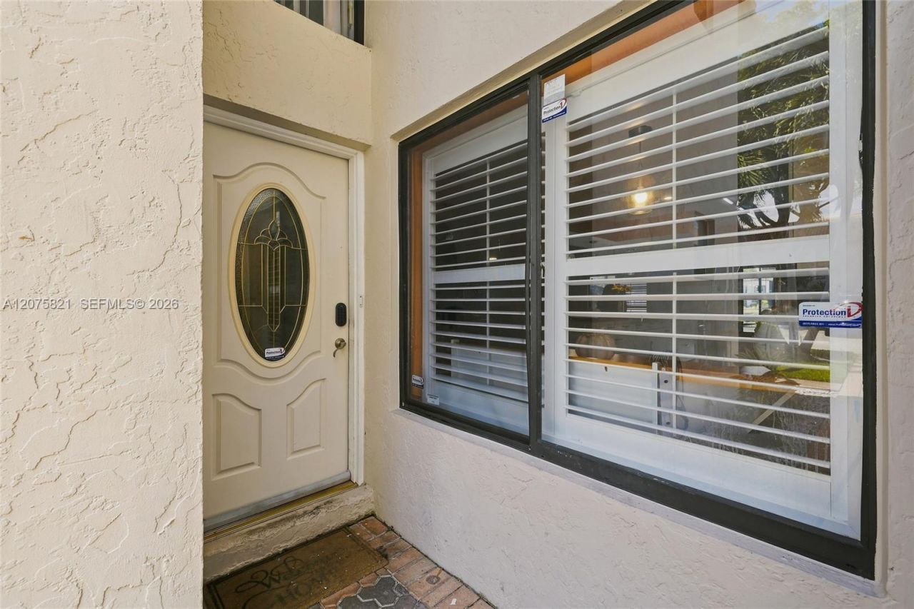 958 Mockingbird Ln , Unit 513, Plantation, FL 33324 Photo