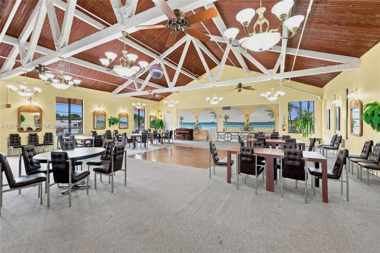 958 Mockingbird Ln , Unit 513, Plantation, FL 33324 Photo