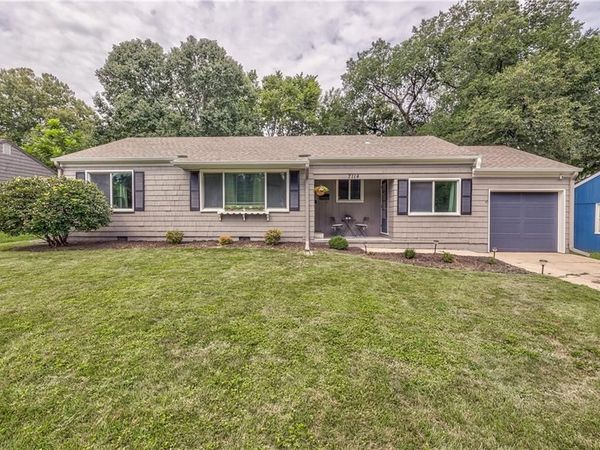 7114 W 72nd Terrace, Overland Park, KS 66204