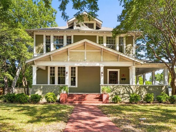 400 W Gilmer Street, Ennis, TX 75119