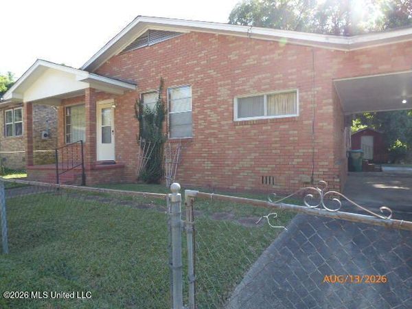 9 Ray Street, Natchez, MS 39120