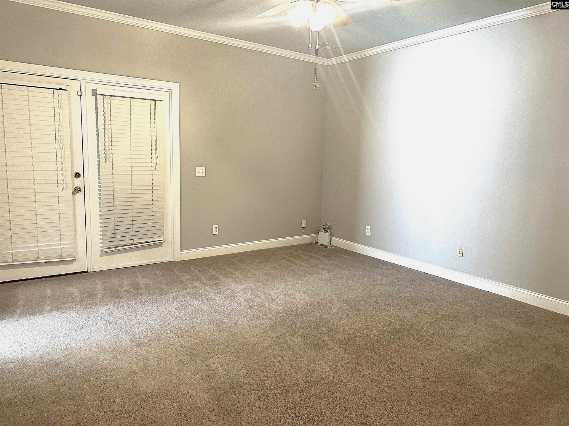 120 Amberly Court  Photo 11