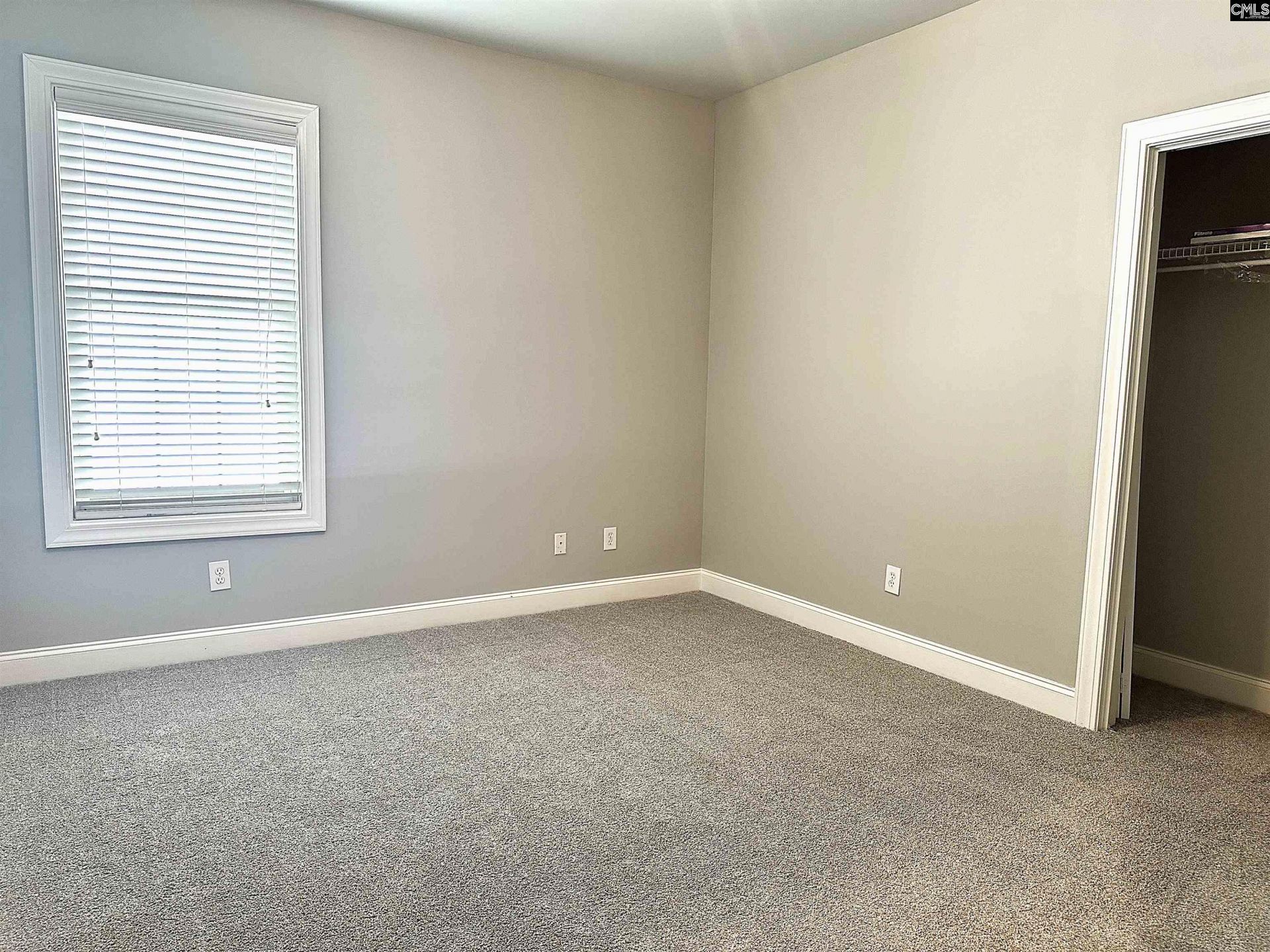 120 Amberly Court  Photo 18