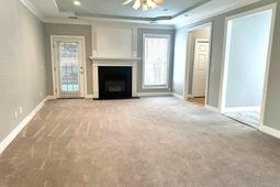 120 Amberly Court  photo 4