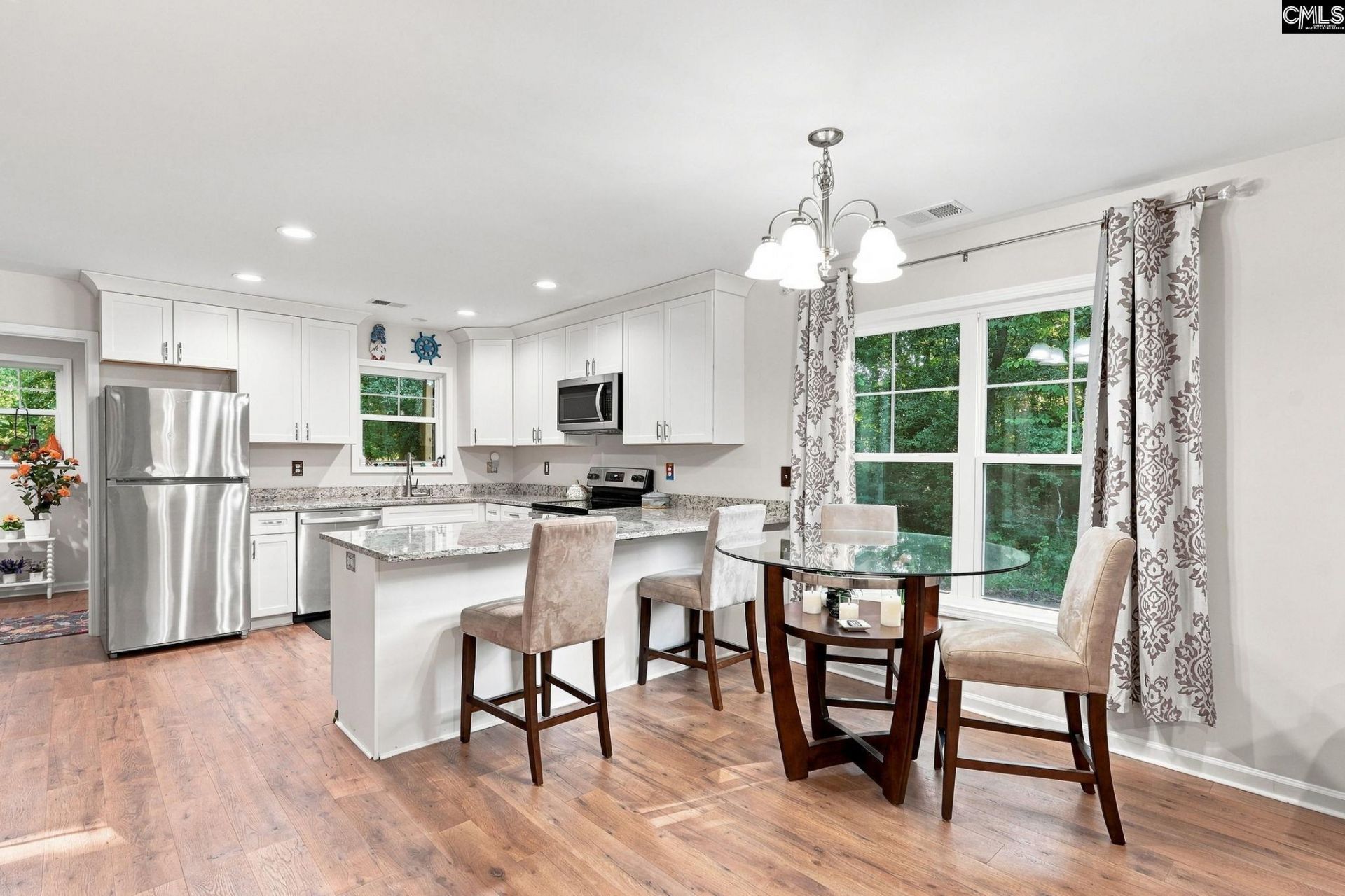 301 Country Club Road  Photo 10