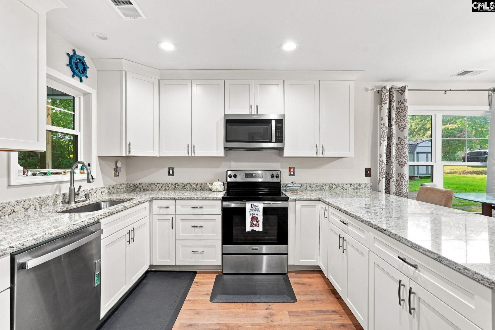 301 Country Club Road  Photo 12