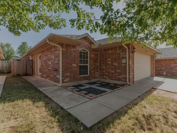 12368 SW 6th Street, Yukon, OK 73099