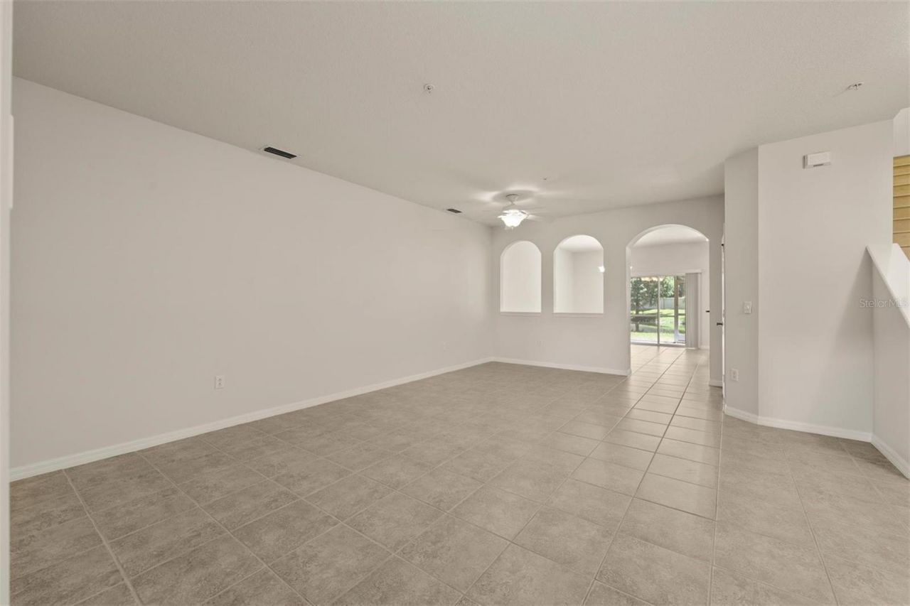 3717 Parkridge Circle, Unit 6-102, Sarasota, FL 34243 Photo