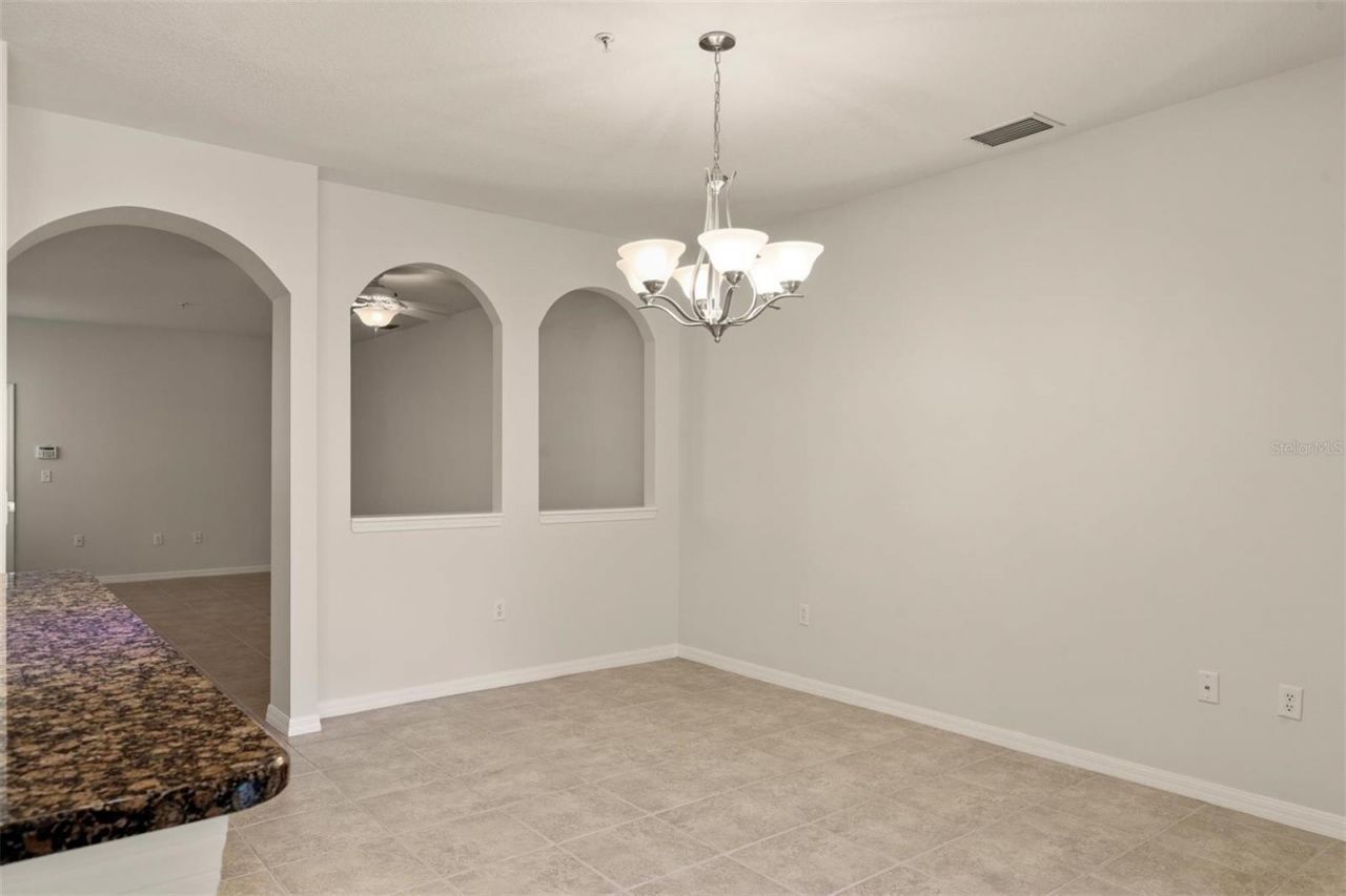 3717 Parkridge Circle, Unit 6-102, Sarasota, FL 34243 Photo
