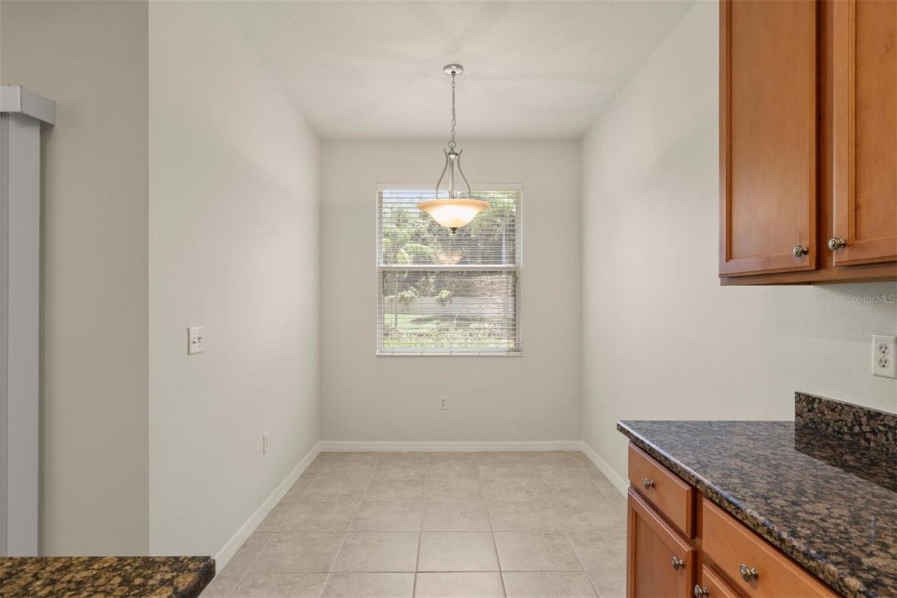 3717 Parkridge Circle, Unit 6-102, Sarasota, FL 34243 Photo