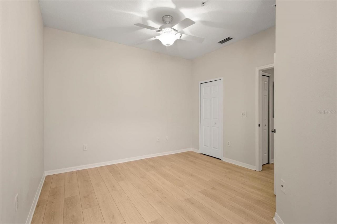 3717 Parkridge Circle, Unit 6-102, Sarasota, FL 34243 Photo