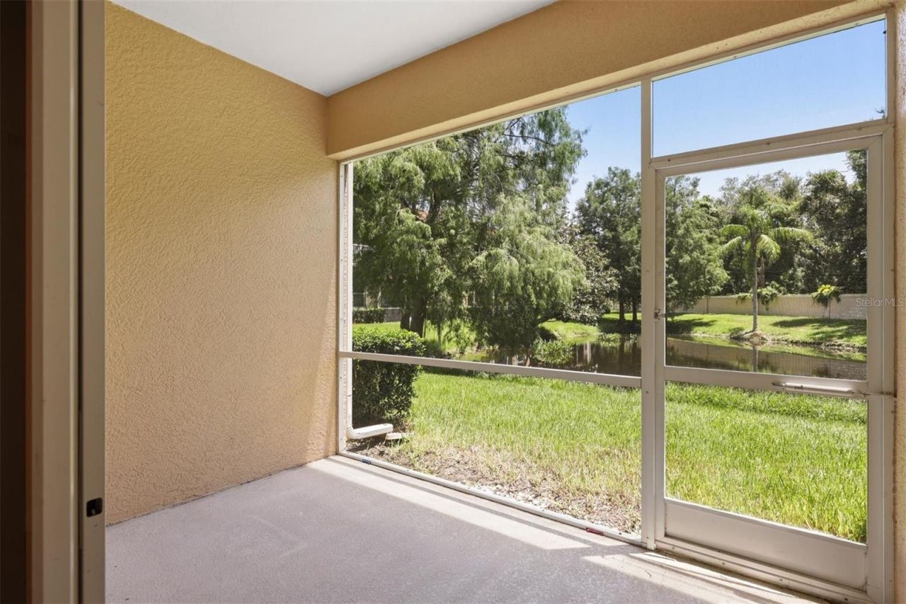 3717 Parkridge Circle, Unit 6-102, Sarasota, FL 34243 Photo