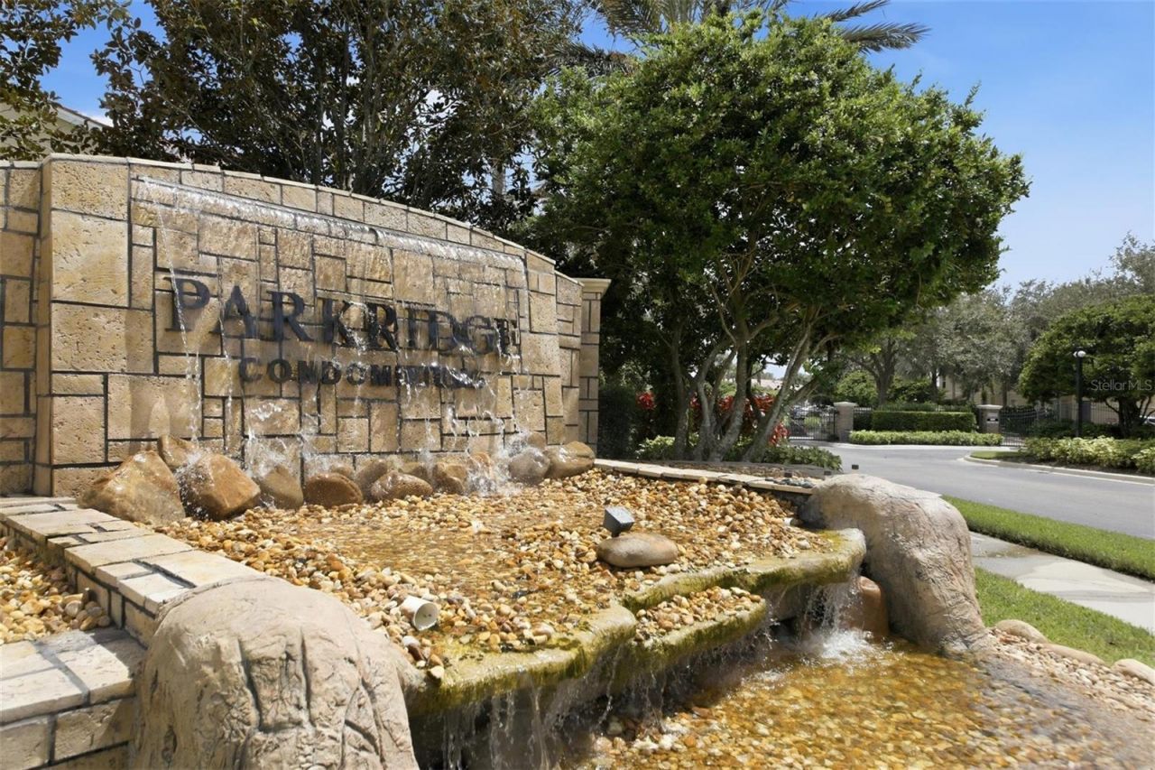 3717 Parkridge Circle, Unit 6-102, Sarasota, FL 34243 Photo