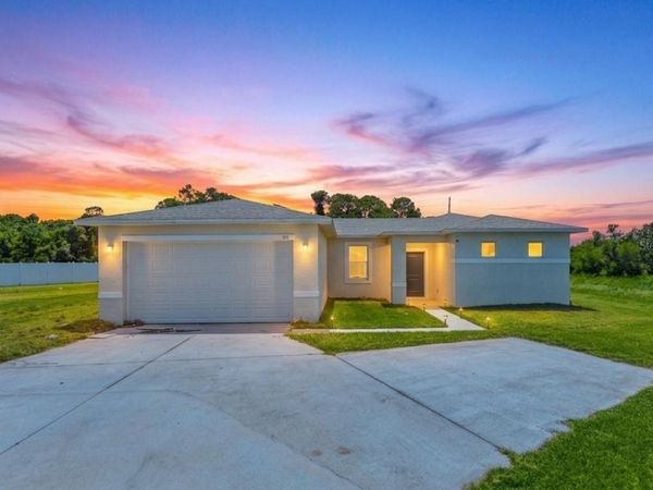 632 HUDSON VALLEY DRIVE , POINCIANA, FL 34759