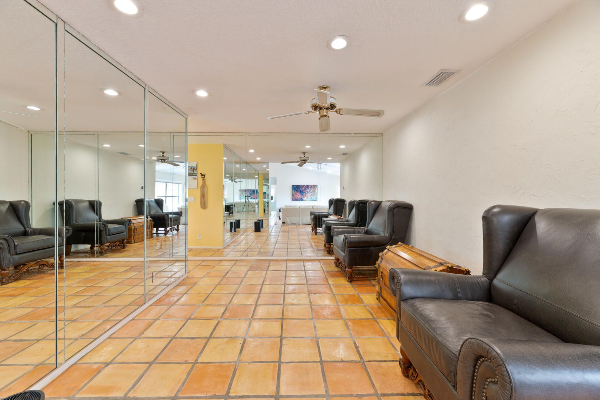 8501 NW 80 Street, Tamarac, FL 33321 Photo