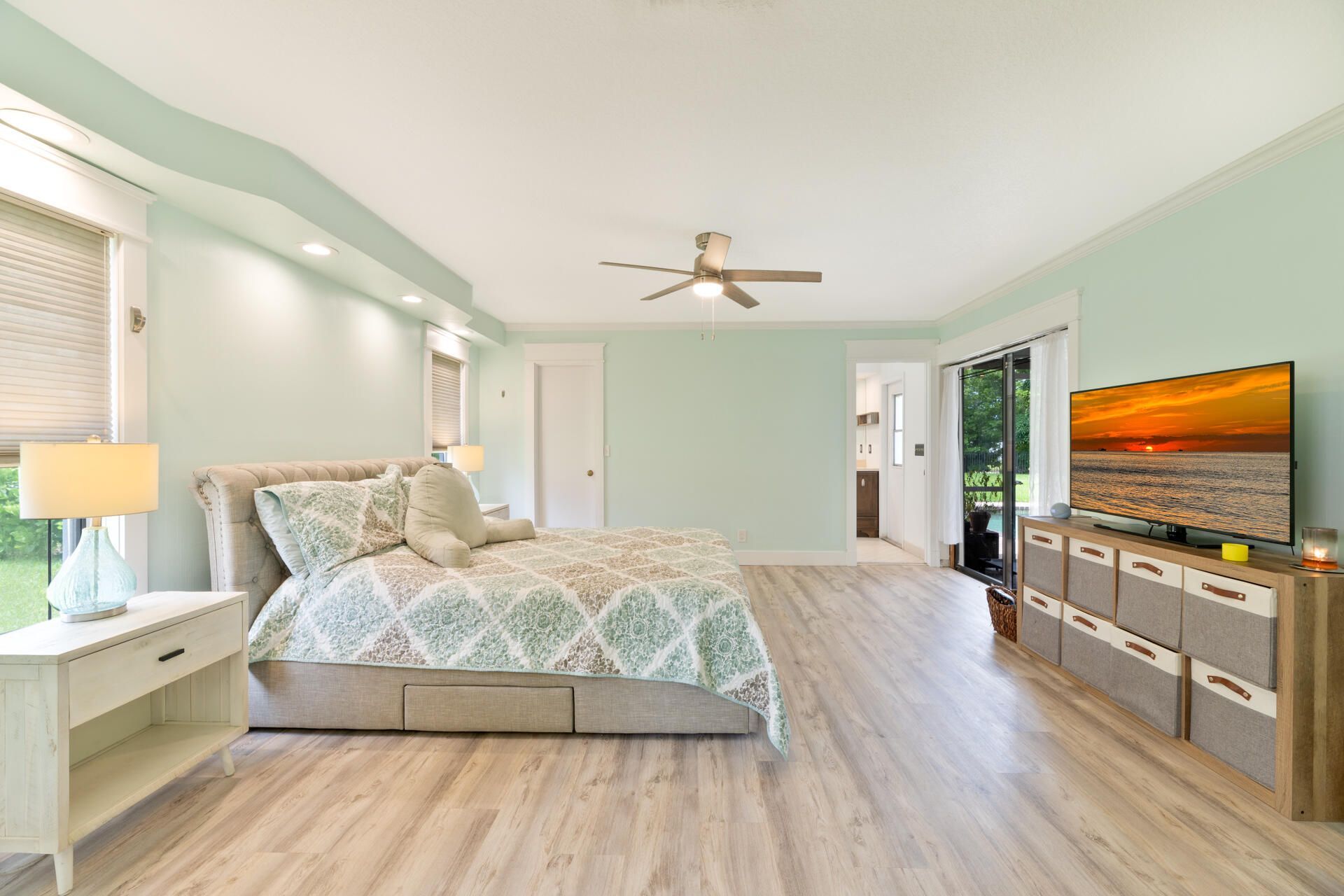 8501 NW 80 Street, Tamarac, FL 33321 Photo