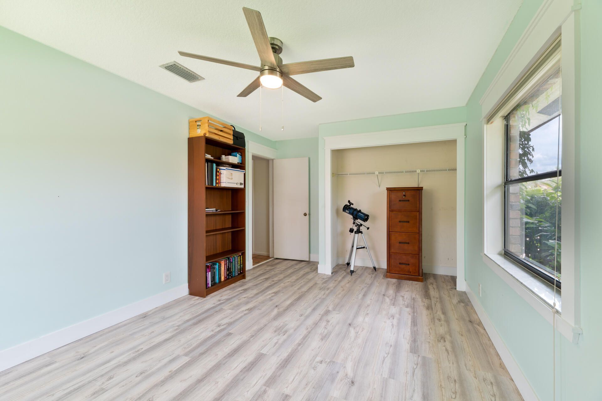 8501 NW 80 Street, Tamarac, FL 33321 Photo