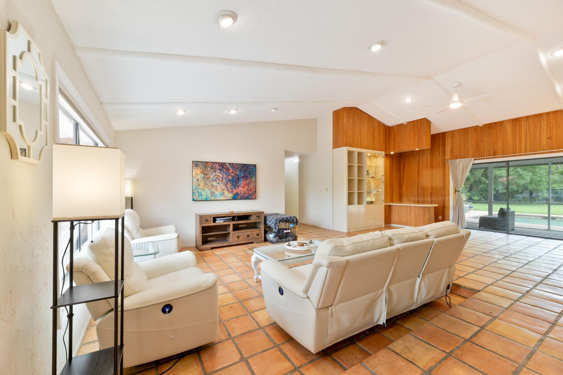 8501 NW 80 Street, Tamarac, FL 33321 Photo