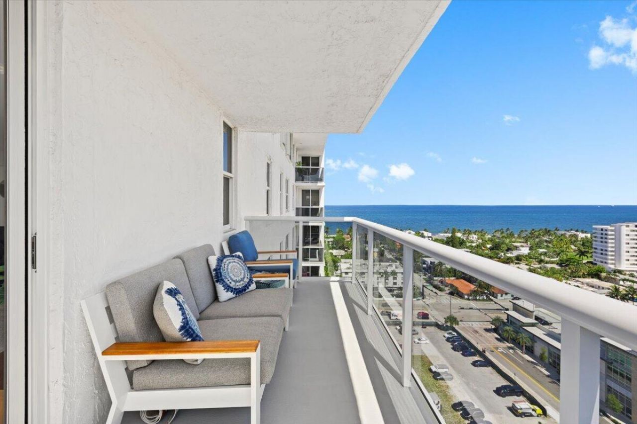 3015 N Ocean Boulevard, Unit 18L, Fort Lauderdale, FL 33308 Photo
