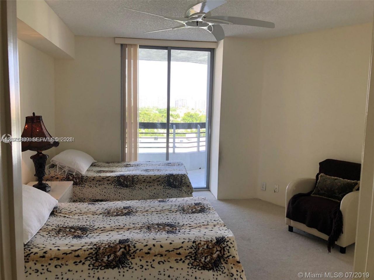 3530 Mystic Pointe Dr , Unit 1008, Aventura, FL 33180 Photo