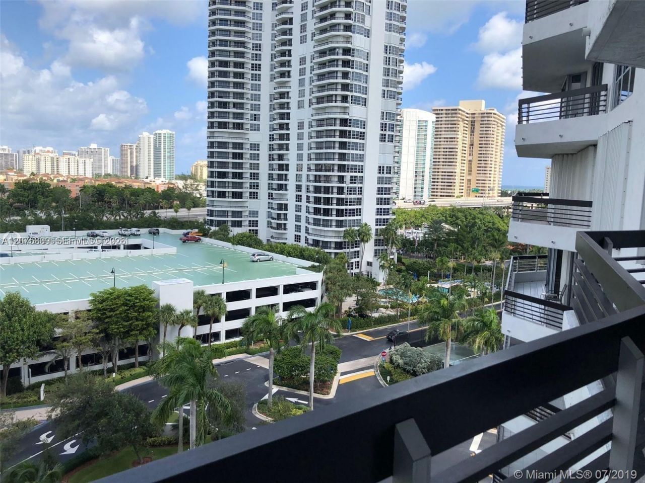 3530 Mystic Pointe Dr , Unit 1008, Aventura, FL 33180 Photo