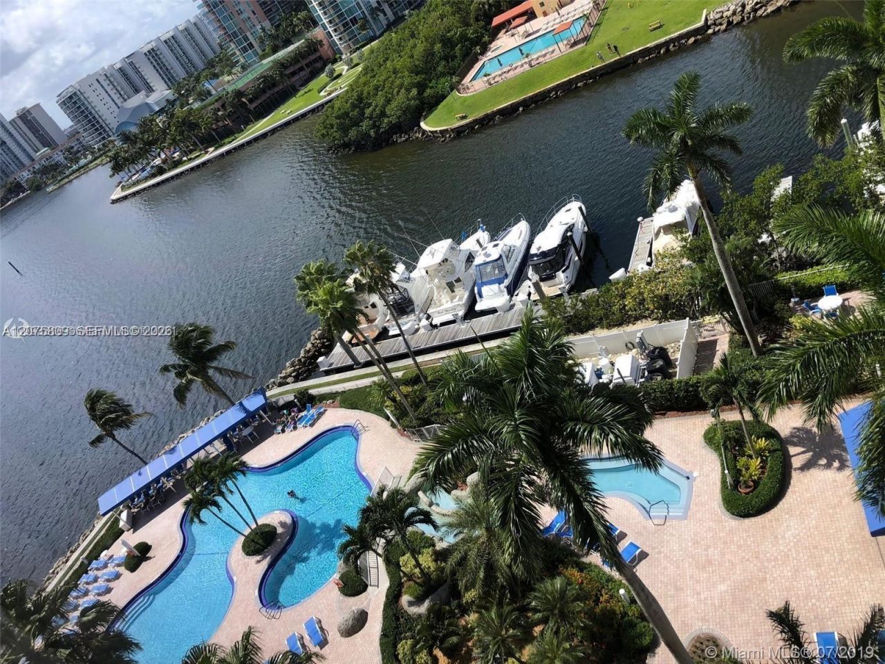 3530 Mystic Pointe Dr , Unit 1008, Aventura, FL 33180 Photo