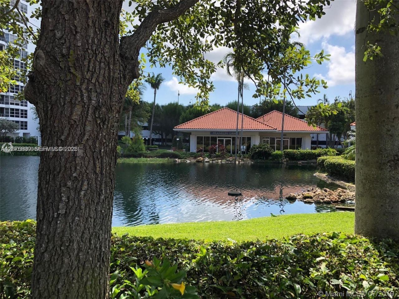 3530 Mystic Pointe Dr , Unit 1008, Aventura, FL 33180 Photo