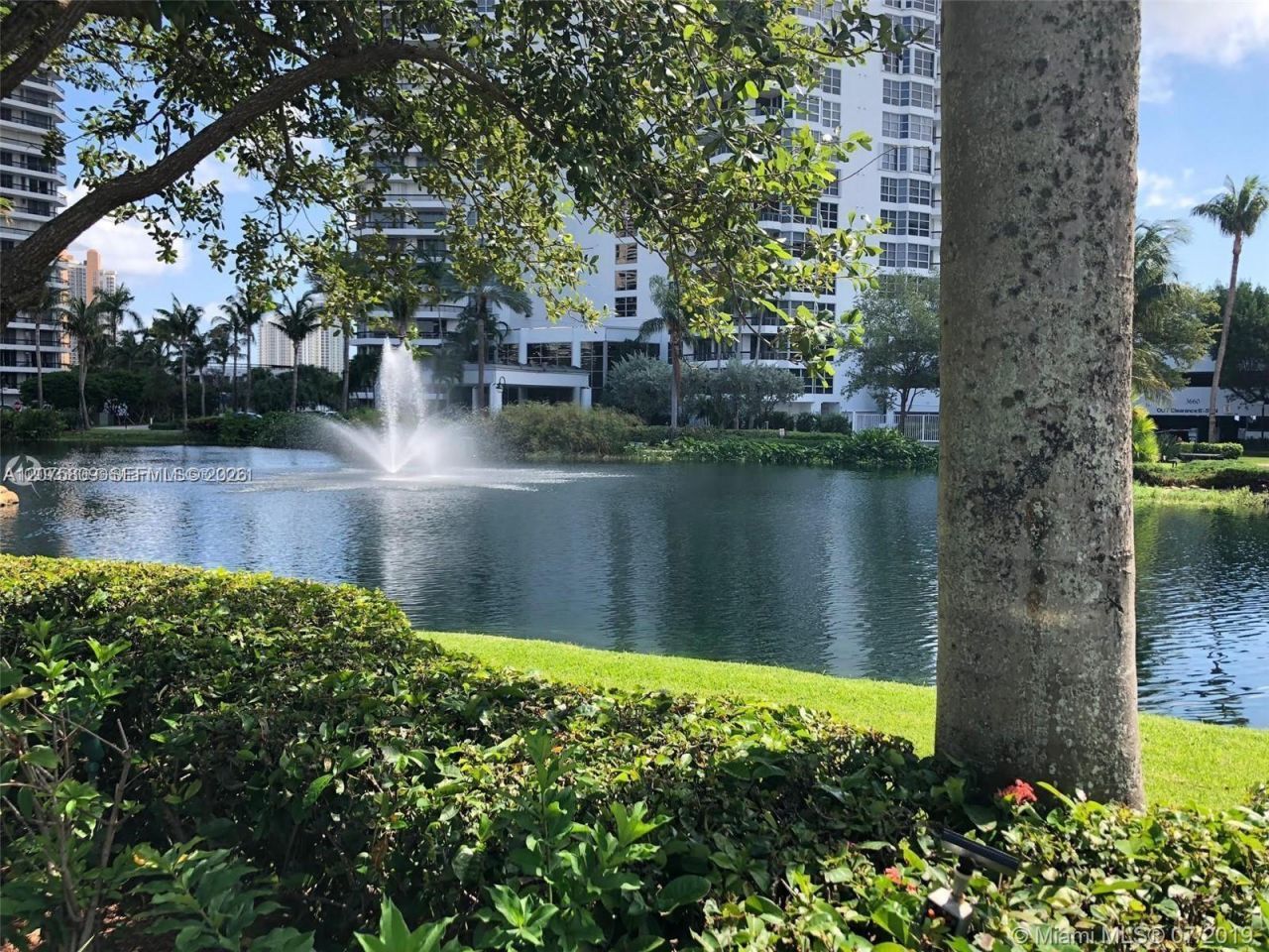 3530 Mystic Pointe Dr , Unit 1008, Aventura, FL 33180 Photo