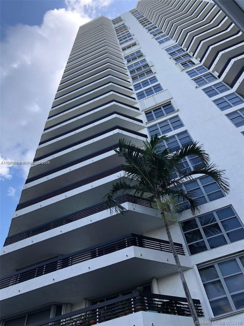 3530 Mystic Pointe Dr , Unit 1008, Aventura, FL 33180 Photo