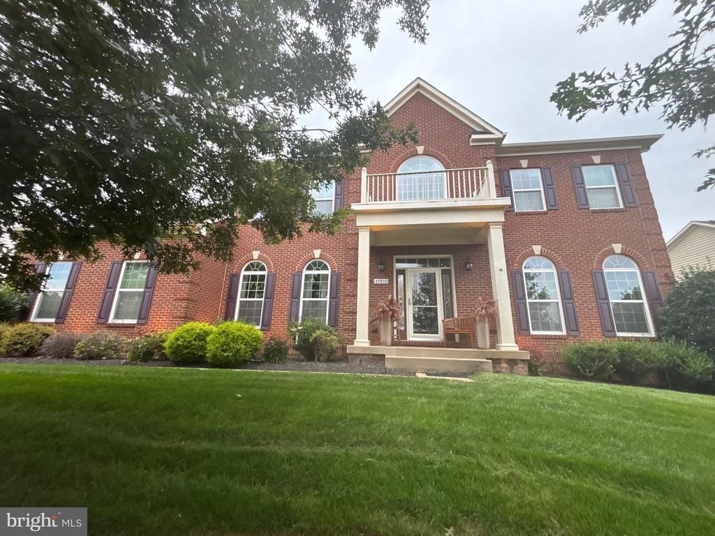 41910 Scotchbridge Place, Ashburn, VA 20148 Main Photo