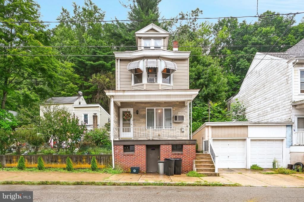 842 Water Street, Pottsville, PA 17901 Main Photo