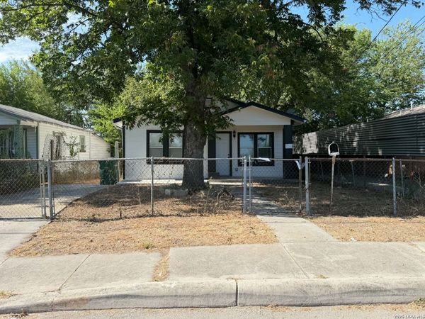 3022 EL PASO ST, San Antonio, TX 78207